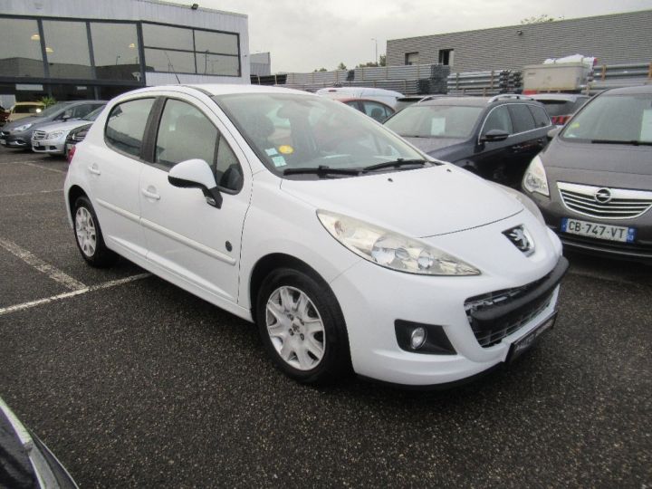 Peugeot 207 1.6 HDi 92ch BLUE LION  Blanc - 3