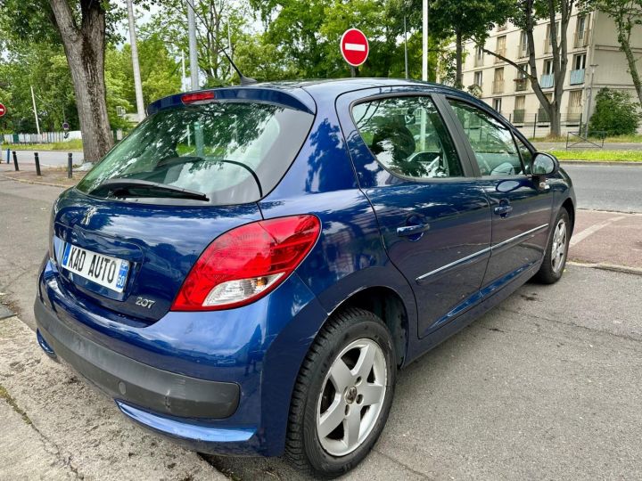 Peugeot 207 (2) 1.4 VTI 95 URBAN MOVE 5P BLEU - 17