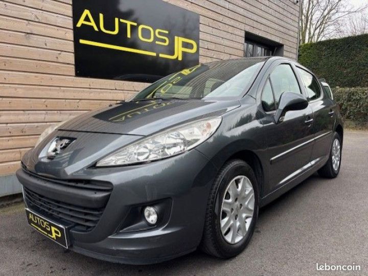 Peugeot 207 207+ 1.4 essence 5p Autre - 1