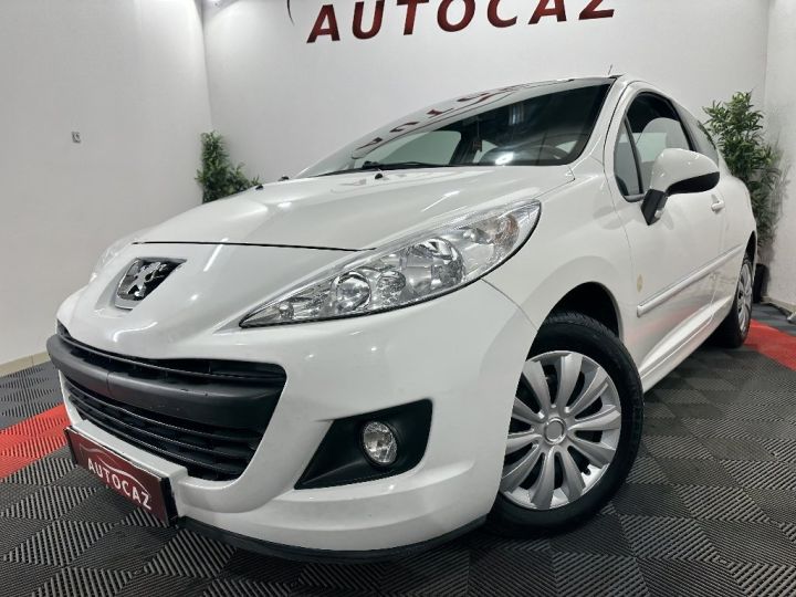 Peugeot 207 207+ 1.4e 75ch +92000KM+2013*CRIT'AIR 1 Blanc - 2