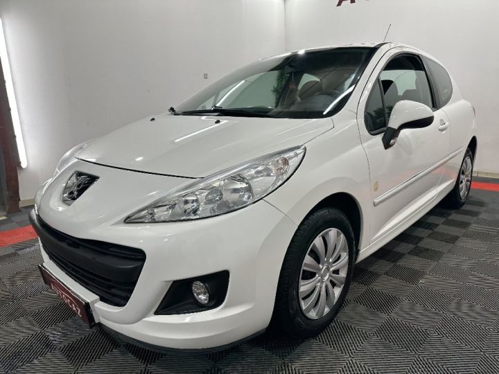 Peugeot 207 207+ 1.4e 75ch +92000KM+2013*CRIT'AIR 1 Blanc - 3