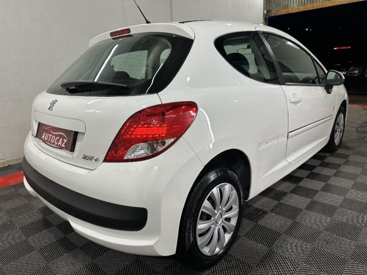 Peugeot 207 207+ 1.4e 75ch +92000KM+2013*CRIT'AIR 1 Blanc - 8