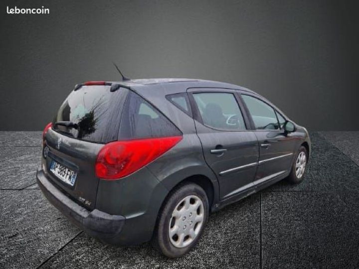 Peugeot 207 207sw 1.6 Hdi 92ch Courroie neuve et Garantie 3 mois Vert - 4