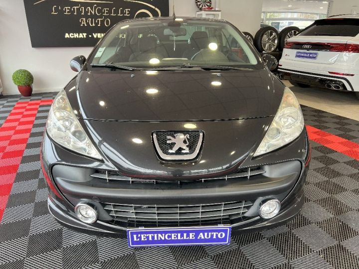 Peugeot 207 CC 1.6 HDi 110ch FAP BLUE LION Sport Noir - 10