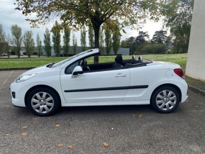 Peugeot 207 CC COUPÉ CABRIOLET 1.6 VTi 120ch Sport     Essence BLANC - 6