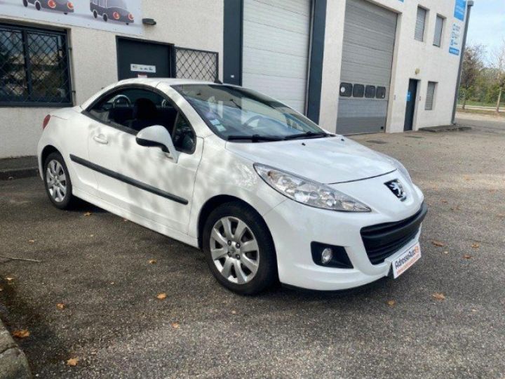 Peugeot 207 CC COUPÉ CABRIOLET 1.6 VTi 120ch Sport     Essence BLANC - 22