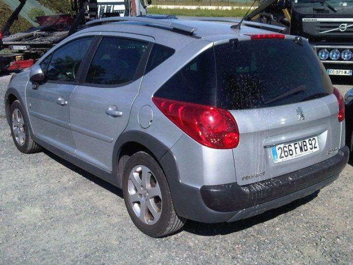 Peugeot 207 SW PREMIUM OUTDOOR 1.6 HDI 16V 110CV FAP     Diesel GRIS ALUMINIUM - 12