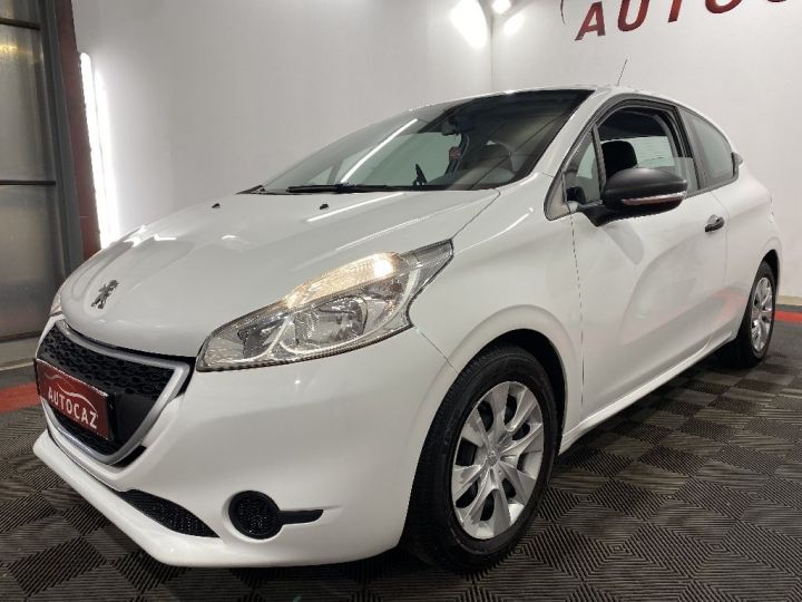 Peugeot 208 1.0 VTi 68ch BVM5 Access Blanc - 3