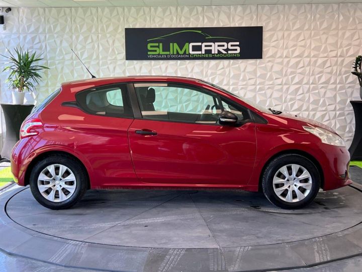 Peugeot 208 1.0 VTi Access 3p ROUGE FONCE - 4