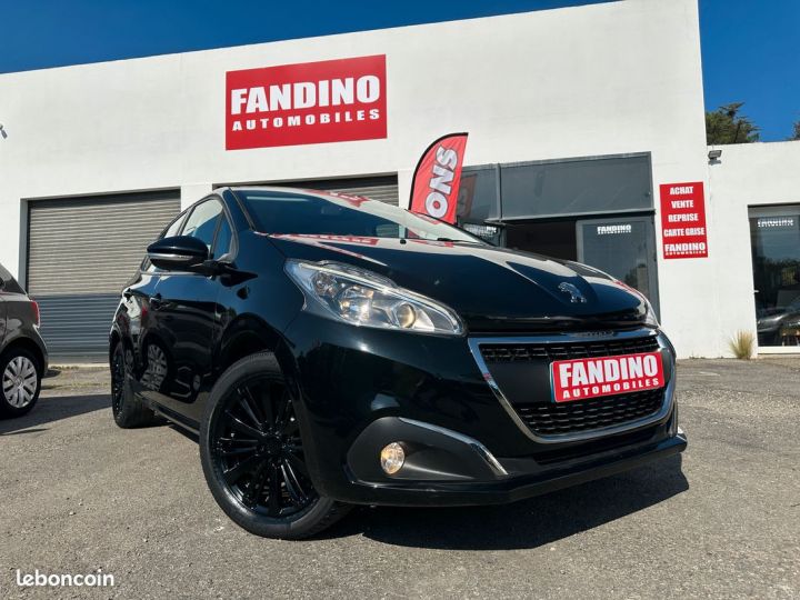 Peugeot 208 1.2 110Ch Tech Edition 5P Noir - 1