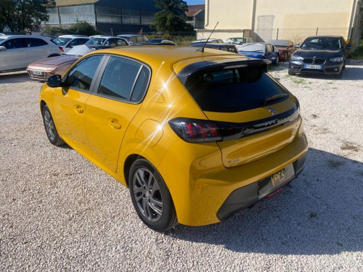 Peugeot 208 1.2 PTEC Style Jaune - 3