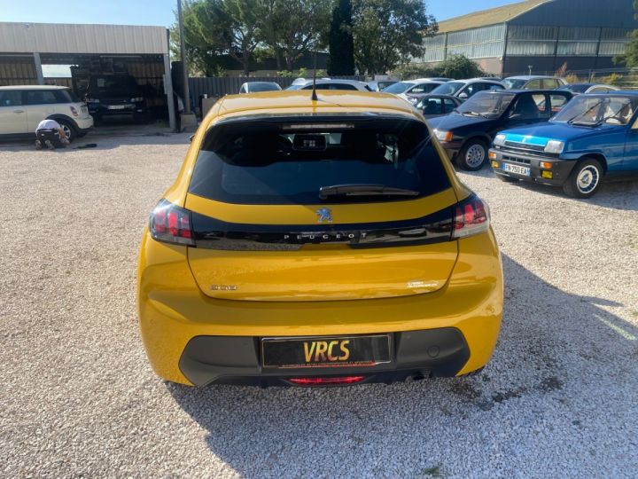 Peugeot 208 1.2 PTEC Style Jaune - 6