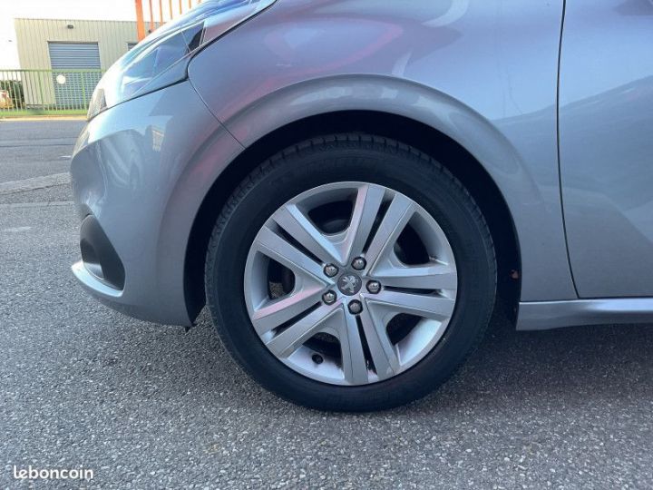 Peugeot 208 1.2 PURETECH 110CH ALLURE BUSINESS S&S 5P Gris - 7