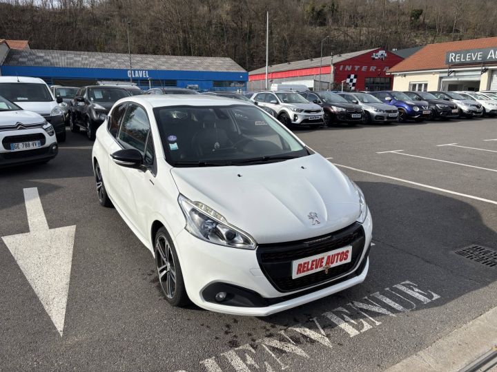 Peugeot 208 1.2 PureTech 110ch GT Line S&S 3p  - 3