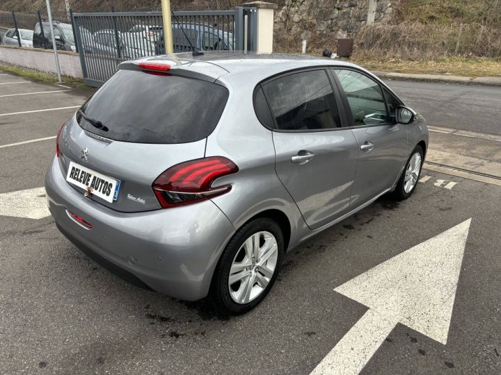 Peugeot 208 1.2 PureTech 82ch E6.2 Evap Signature 5p GRIS - 6