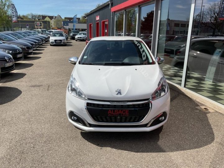 Peugeot 208 1.2 PURETECH 82CH E6.C SIGNATURE 5P Blanc - 2