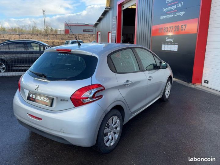 Peugeot 208 1.2 VTI 82 essence crit’air 1 moteur refait à neuf- Clim- gps écran tactile régulateur- fermeture centralisée garantie reprise Gris - 2