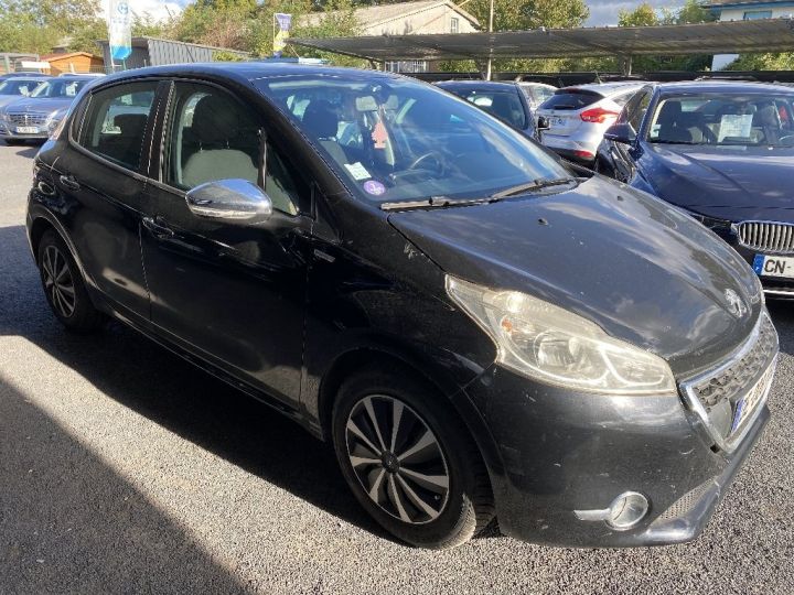 Peugeot 208 1.2 VTi 82ch BVM5 Urban Soul Noir - 7