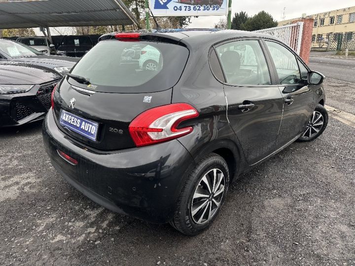 Peugeot 208 1.2 VTi 82ch Urban Soul Noir - 2