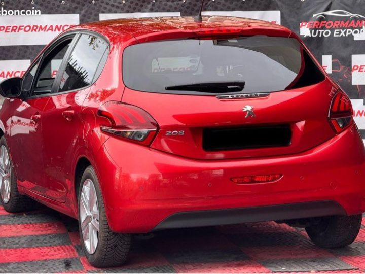 Peugeot 208 1.2 VTi phase 2 STYLE année 07-2018 117.000KM Certifié Garantie 3 Mois a 5990euro Rouge - 4