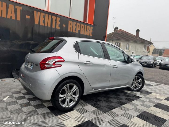 Peugeot 208 1.2 VTI URBAN SOUL 5P Gris - 5