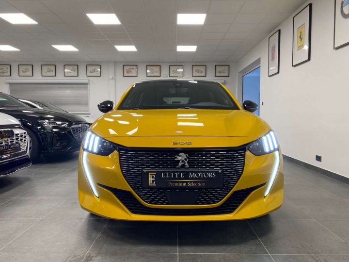 Peugeot 208 1.2i GT-LINE-Cockpit 3D- Cam360- Dab- Nav Jaune Métallisé - 2