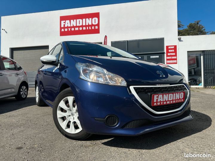 Peugeot 208 1.4 hdi 70ch like 5p Bleu - 1