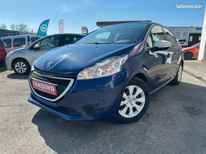 Peugeot 208 1.4 hdi 70ch like 5p Bleu - 4