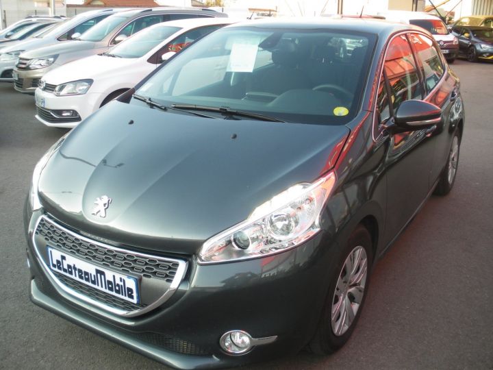 Peugeot 208 1.4 L HDI BUSINESS PACK gris - 1