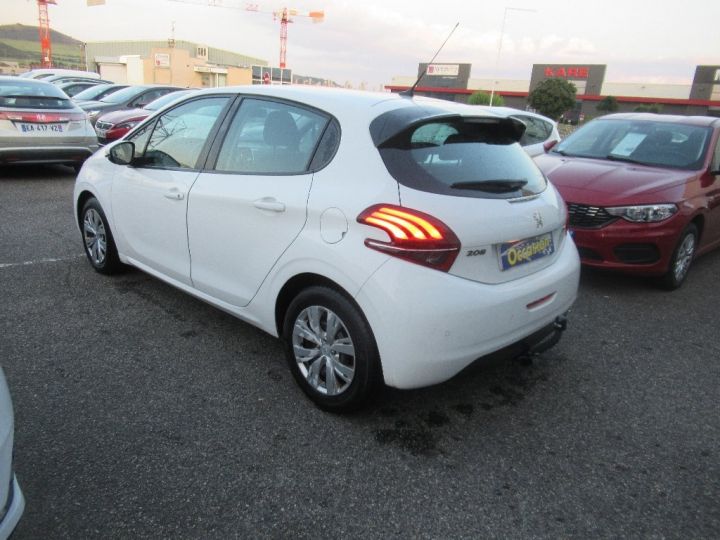 Peugeot 208 1.6 BlueHDi 100ch Active Blanche - 6