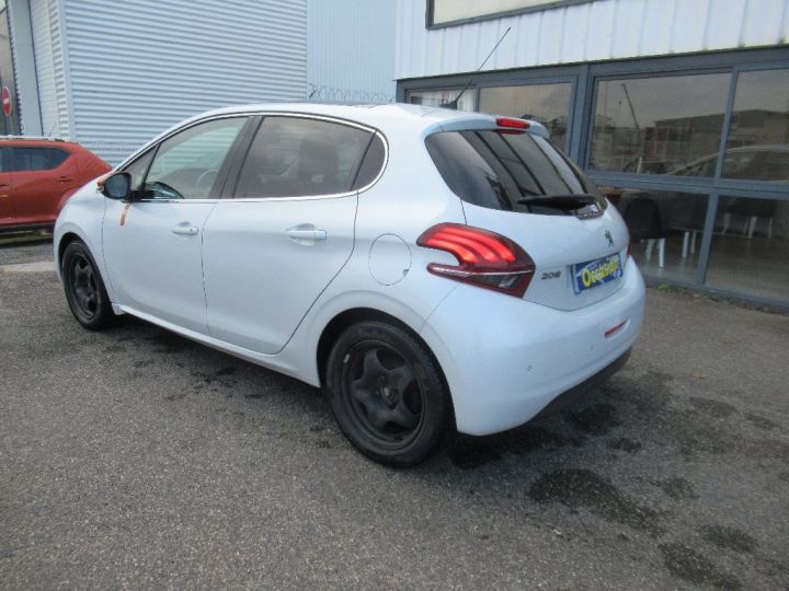 Peugeot 208 1.6 BlueHDi 100ch BVM5 Roland Garros Blanc - 6