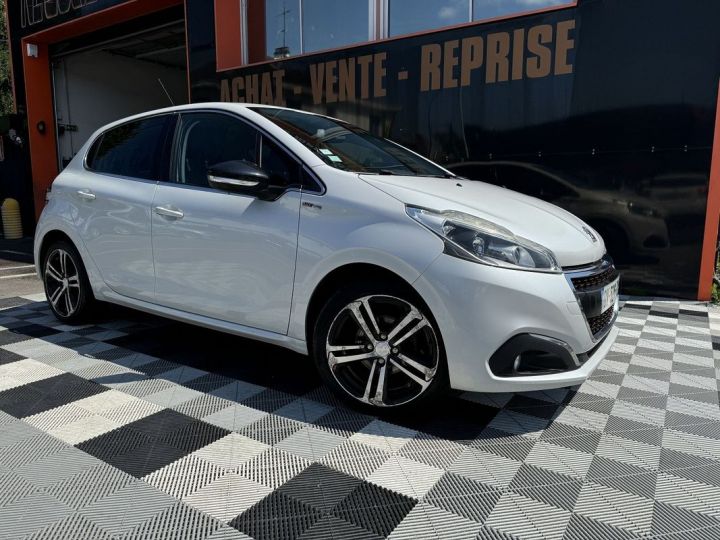 Peugeot 208 1.6 BLUEHDI 100CH GT LINE S&S 5P Blanc - 6