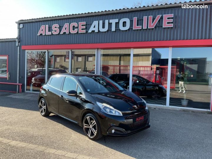 Peugeot 208 1.6 BLUEHDI 120CH GT LINE S&S 5P Noir - 1