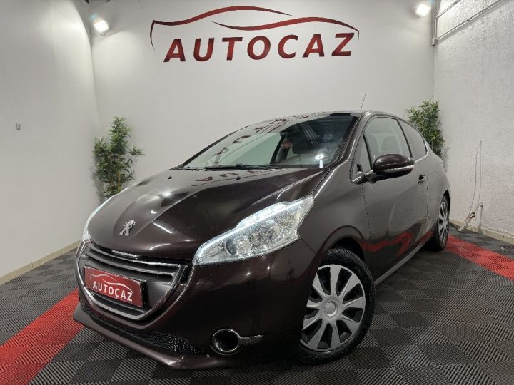 Peugeot 208 1.6 e-HDi 115ch BVM6 Allure +TOIT PANO+JBL+SIEGES CUIR+NAV Beige - 1