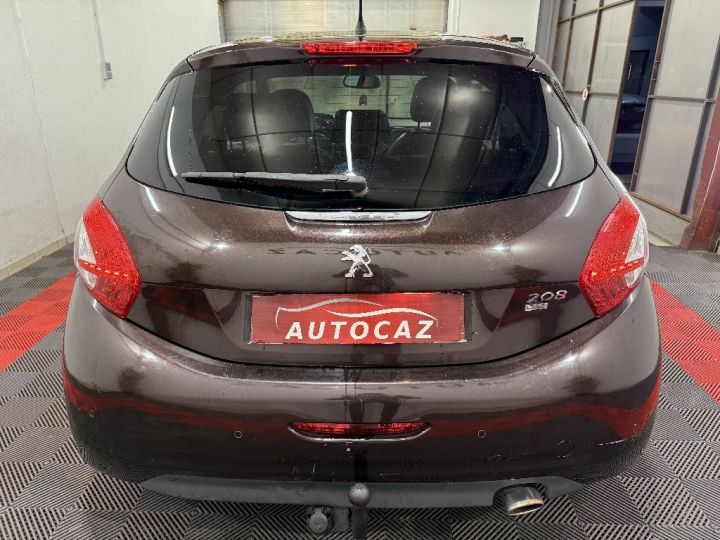 Peugeot 208 1.6 e-HDi 115ch BVM6 Allure +TOIT PANO+JBL+SIEGES CUIR+NAV Beige - 5