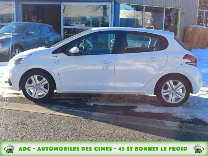 Peugeot 208 (2) 1.2 PURETECH 82 SIGNATURE 5P Blanc - 6