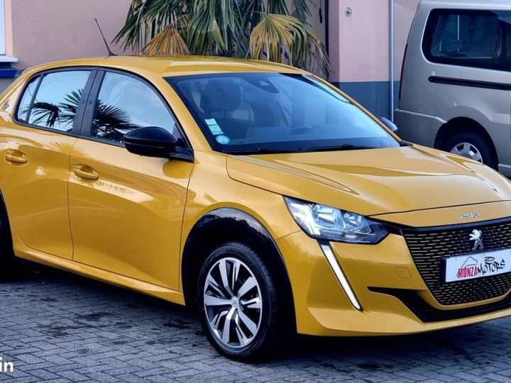 Peugeot 208 e 2022 ACTIVE 100 Kw Automatique 136 Cv GARANTI 12 MOIS Jaune - 1