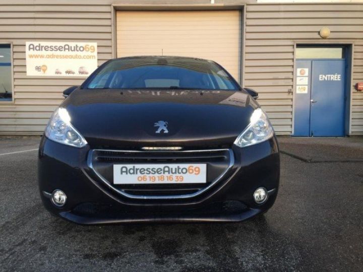 Peugeot 208 FELINE 1.6 E-HDI FAP 115CV 5P BV6     Diesel NOIR ROUGE - 2