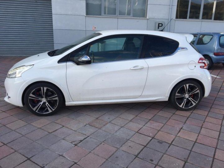 Peugeot 208 GTI 1.6 THP 200 CV 3P      Essence BLANC NACRE - 8