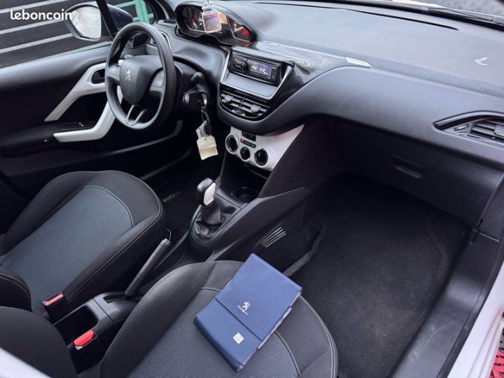 Peugeot 208 Phase 2 1.2 VTi année 08-2019 43.000KM Certifié Garantie 3 Mois a 6290 Blanc - 3