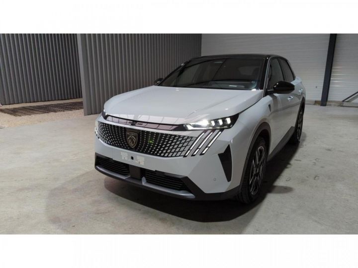 Peugeot 3008 1.2i -136 - BV e-DCS6 III 2024 GT Blanc métallisé - 2