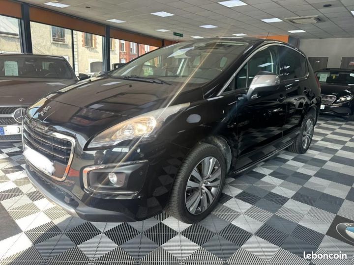 Peugeot 3008 1.6 BHDI Style Noir - 2