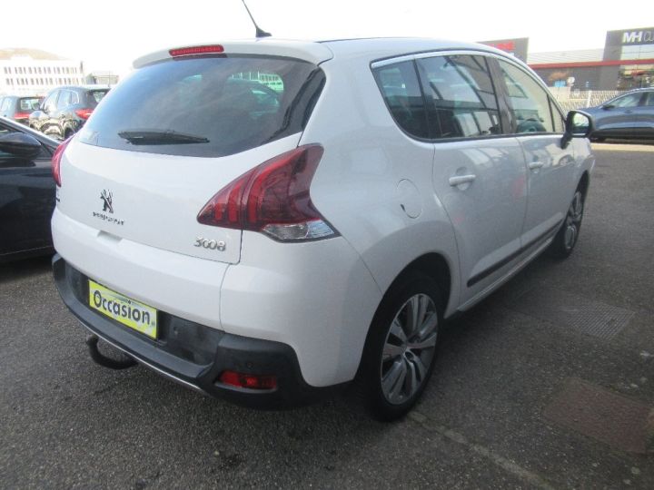 Peugeot 3008 1.6 BlueHDi 120ch SetS BVM6 Allure Blanc - 4