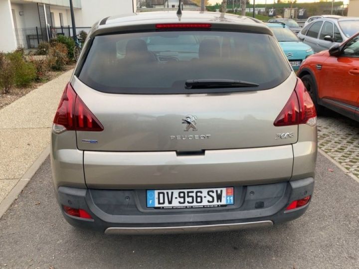 Peugeot 3008 1.6 BLUEHDI 120CH STYLE II S&S EAT6 Gris C - 10