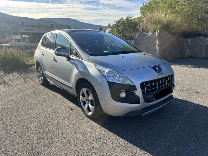 Peugeot 3008 1.6 E-HDI115 FAP ALLURE BMP6 Gris C - 3