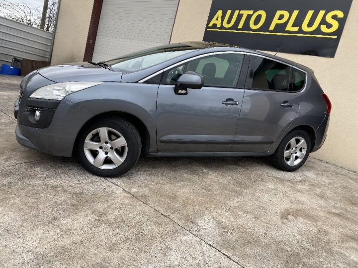 Peugeot 3008  1.6 HDi 110ch  GRIS - 2