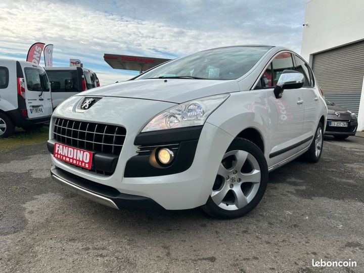 Peugeot 3008 1.6 Hdi 115Ch Allure Blanc - 4