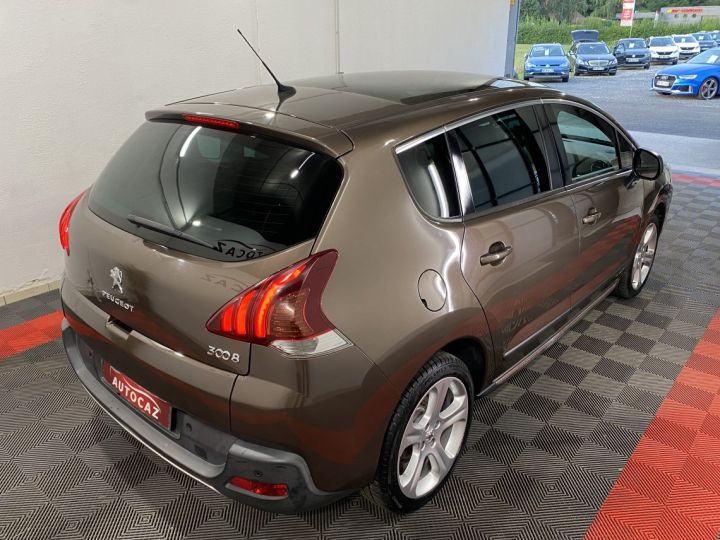 Peugeot 3008 2.0 HDi 150ch BVM6 Allure +CAMERA/NAV*PREMIERE MAIN  Marron - 21