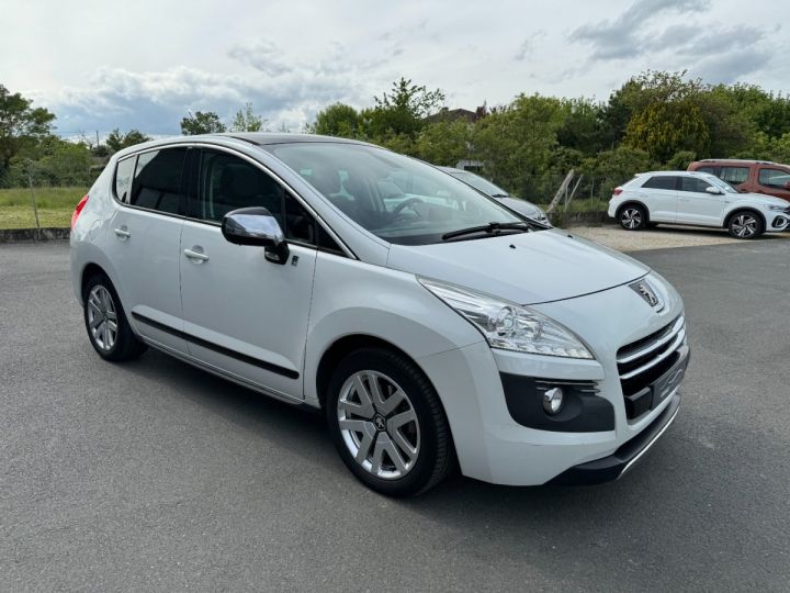 Peugeot 3008 2.0 HDI 163ch hybrid 4  Blanc - 3