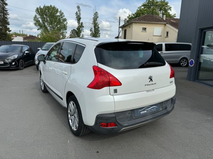 Peugeot 3008 2.0 HDI 163ch hybrid 4  Blanc - 4